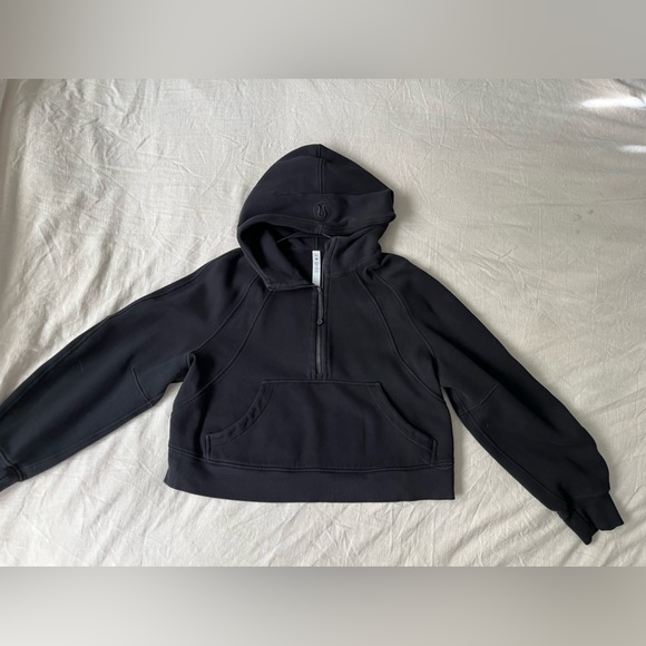 lululemon athletica Tops - Lululemon scuba hoodie